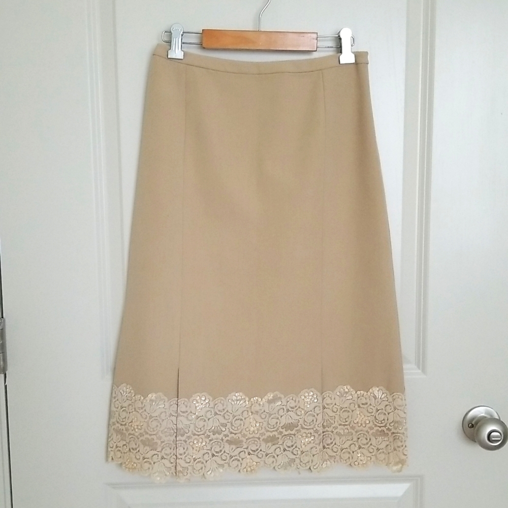 Vintage A-line Midi Lace Trim Skirt